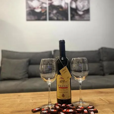 Apartman Jezero Istocno Sarajevo アパート