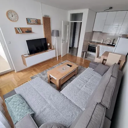 アパート Apartman Jezero Istocno Sarajevo