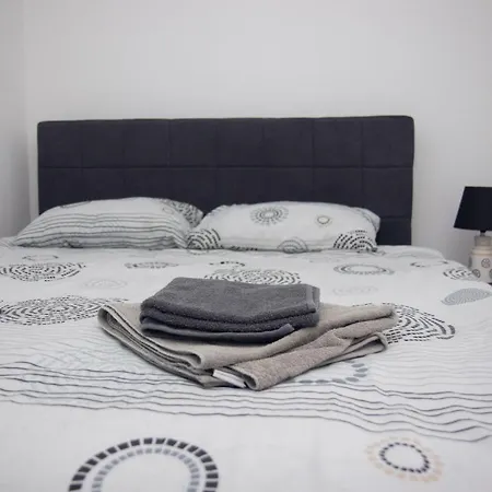 Apartman Jezero Istocno Sarajevo アパート Lukavica